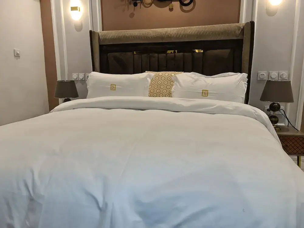 Chambre avec banquette